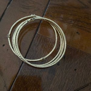 Kendra Scott bangle set